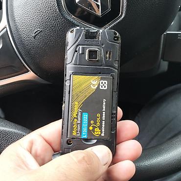 samsung t515: Samsung L700, rəng - Qara, Düyməli — 3