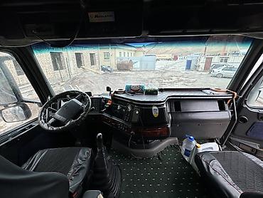Тягачи: Тягач, Volvo, 2012 г., Шторный — 9