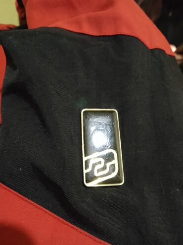 Zimske jakne: Billabong zimska/ski jakna sa kapuljačom, crno‑crvene pruge sa žutim — 16