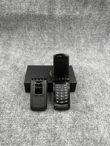 телефон fly cirrus 6: Vertu Constellation, цвет - Черный, Кнопочный