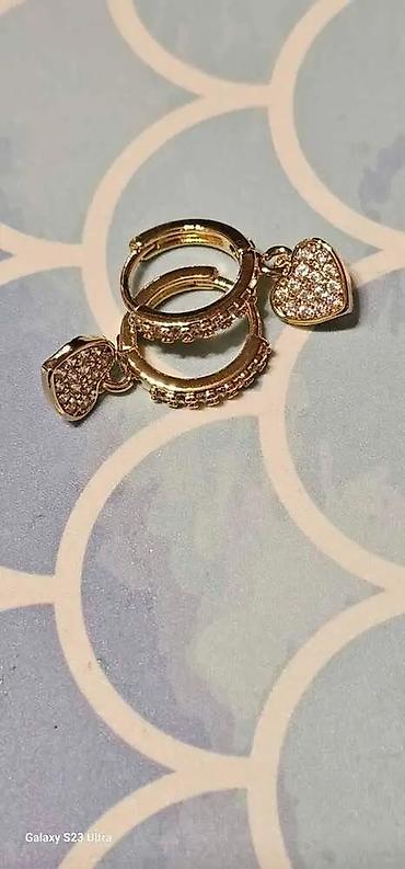 Minđuše: Zlatne minđuše alke sa priveskom srce - Dizajn: tanke alke sa visećim — 7