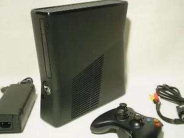 second hand shop electronics: U ponudi je Xbox 360. Stanje: vrlo korektno očuvana, mali tragovi — 9