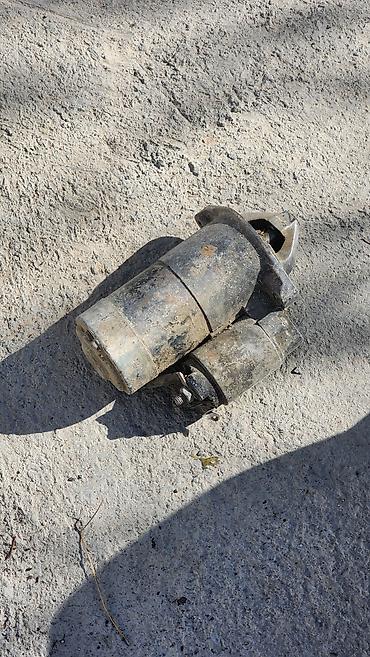 Другие автозапчасти: Запчасти Паджеро 2 Правый дверь 8000 сом Прав зеркало 2000 сом — 7