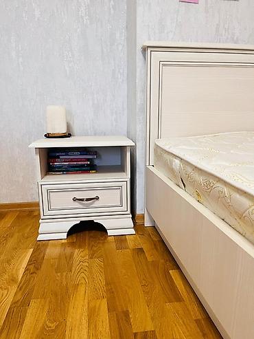 par: Bir nəfərlik taxta çarpayı dəsti,matras və tumba ilə birlikdə 2 aydı — 1