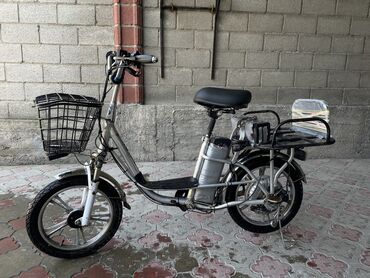 велосипеды за 3000: Продаю электро велосипед В хорошем состоянии В подарок 1