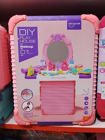 Игровой набор YOUJAXIN DIY Play House — Makeup, 2-в-1. - Тематический
