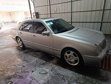 кузов автомобиля: Mercedes-Benz E-Class: 2001 г., 4.3 л, Автомат, Бензин, Седан — 10