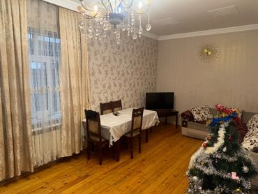 Həyət evləri və villaların satışı: Binəqədi qəs. 5 otaqlı, 180 kv. m, Orta təmir — 10