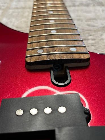 гитара кылы: Бас Yamaha TRBX 174

без струн, состояние отличное — 2