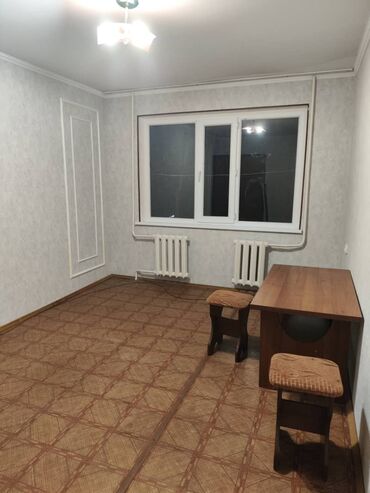 Платья: 1 комната, 30 м², 104 серия, 1 этаж