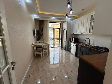 8 noyabr: İcarəyə verilir 3 otaqlı yeni tikili 140 m², 8 Noyabr m. 1 200 AZN/ay — 3