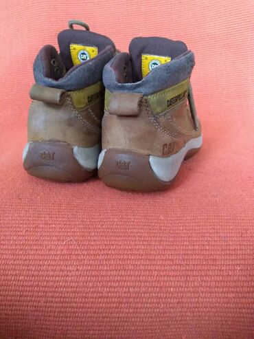 Gležnjače: Gležnjače, 38.5 na lalafo.rs — 4 Gležnjače: Gležnjače, 38.5 — 4