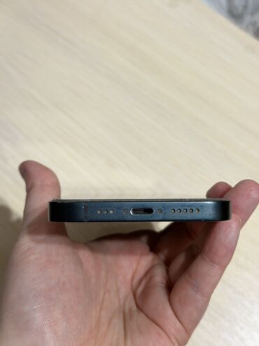 Apple iPhone: IPhone 14, Б/у, 256 ГБ, Midnight, Чехол, 78 % — 7