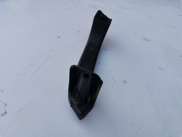 Auto delovi: Rucka levih vrata Lada 21214i Niva 2012 godiste n. tip. Polovnano — 10