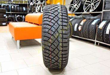 зимние шины 2056515: Nitto Therma Spike (шип) - 245/45/R19 Зимние новые шины от разных