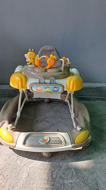 Коляски: Стульчик для кормления,ходунки детские,велосипед прогулочный,сумка — 3