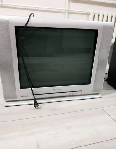 приставка для телевизора цена: Продаю 3 телевизора: 1. Тошиба (большой серый) оригинал. 2. Фунай
