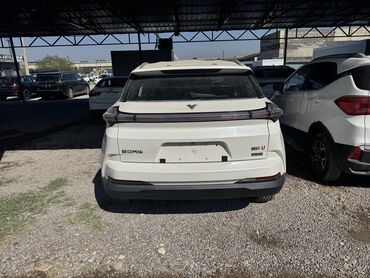 Другие автомобили: 🚗 *Neta U EV — 2022 год* ⚡ *Электромобиль* | *Пробег: 50,000 км* 📍 — 5