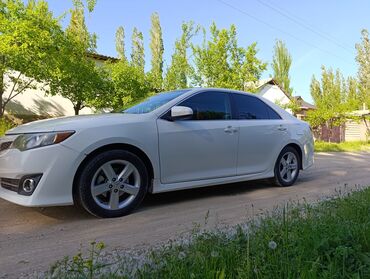 Toyota: Toyota Camry: 2013 г., 2.5 л, Вариатор, Бензин, Седан
