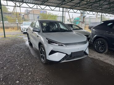 машина электирик: BYD Yuan Plus: 2025 г., 0.1 - engine capacity л, Робот, Электромобиль, Кроссовер