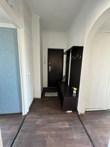 ош базар квартира керек: 3 комнаты, 62 м², 105 серия, 5 этаж, Евроремонт