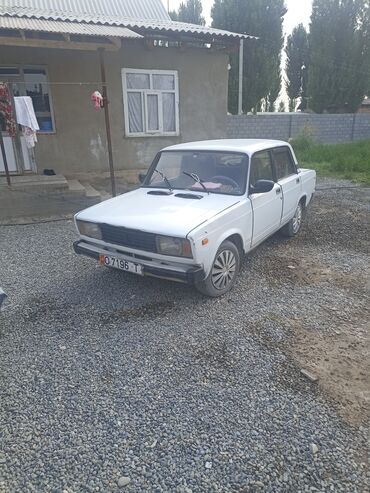 грузовой автомобиль: ВАЗ (ЛАДА) 2105: 1993 г., 1.5 л, Механика, Бензин, Седан