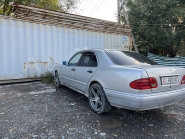 Mercedes-Benz: Mercedes-Benz 320: 1998 г., 3.2 л, Механика, Бензин, Седан