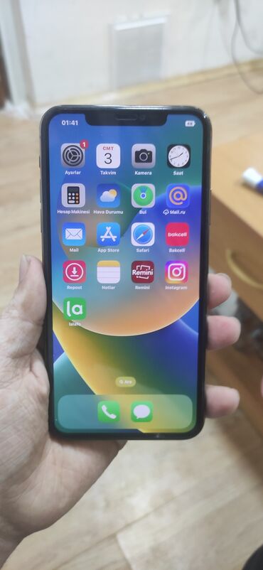 iphone 13 pro dubai qiymeti: IPhone 11 Pro Max, 64 GB, Matte Gold, Barmaq izi, Simsiz şarj, Face ID