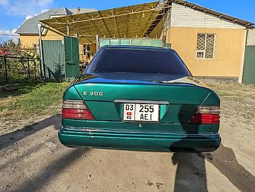 Mercedes-Benz: Mercedes-Benz E-Class: 1990 г., 3 л, Ручные, Бензин, Седан — 9