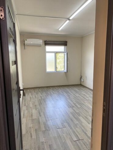 снять офис: Сдаю Офис, 20 м², С отдельным входом