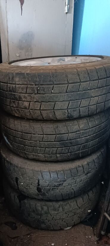 разноширокие шины: Комплект автомобильных шин (4 шт.) - Тип: зимние, ненашипованные