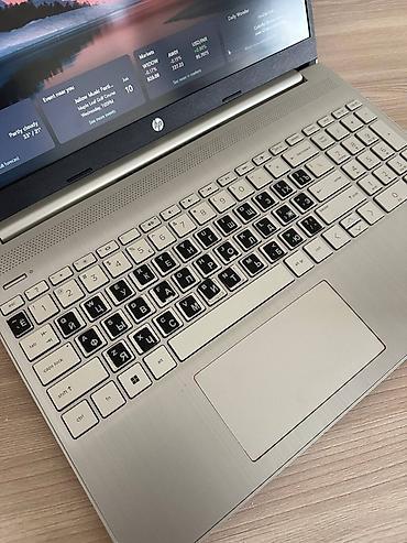 macbook 15: HP 15-дюймовый ноутбук серебристого цвета Характеристики: - Экран — 7