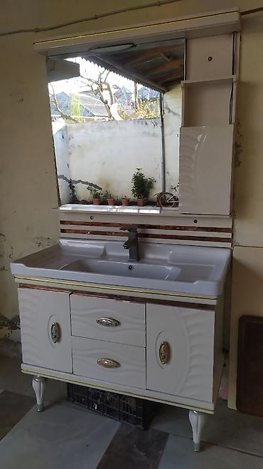 тумба в ванную комнату: Hamam üçün lavabo mebeli dəsti - Geniş güzgülü üst modul: yuxarı — 2