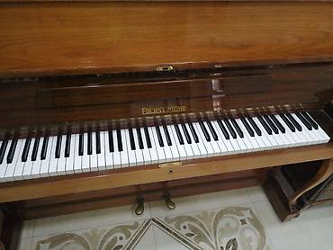 Другое: Alman pianosu satılır. Qiymət 350 manat. Bakıdadır (Yasamal) . Yalnız — 8