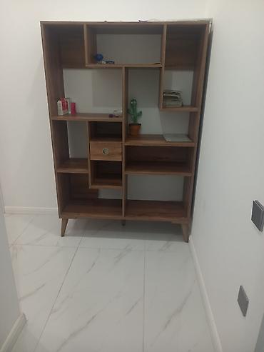 dolablar 2ci el: Kitab rəfi yaxşı vəziyyətdə — 2