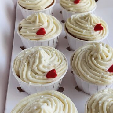 именные ручки на заказ: Делаю капкейки на заказ.🧁 8 штук
