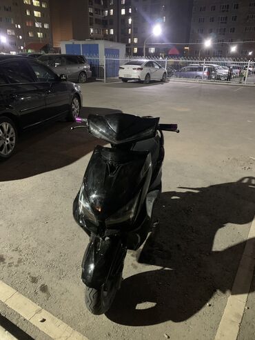 Скутеры: Скутер M8, 150 куб. см, Бензин, Б/у at lalafo.kg Скутеры: Скутер M8, 150 куб. см, Бензин, Б/у