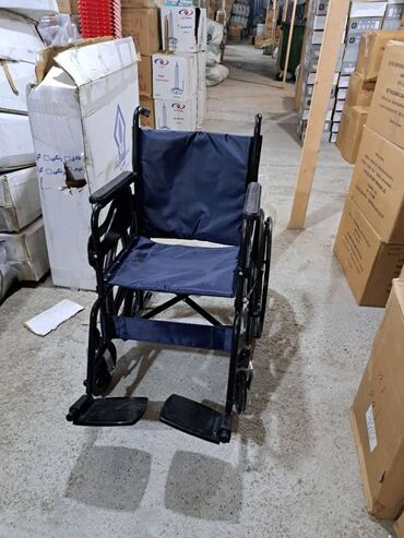 Yerimək üçün arabalar, çəliklər, əsalar, rollatorlar: 🩺Əsa (çəlik) böyüdüb kiçiltmək olur 20 AZN . 🩺Əsa (çəlik) böyüdüb — 25