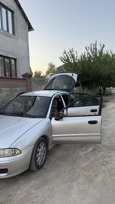 passat variant: Mitsubishi Carisma: 2001 г., 1.6 л, Механика, Бензин, Седан — 9