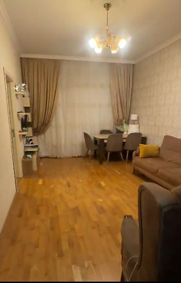 бина аз недвижимость: Salam ev uzunmüddətli verilir. 077_309_43_53.Əhmədli metrosu ilə 250 — 3
