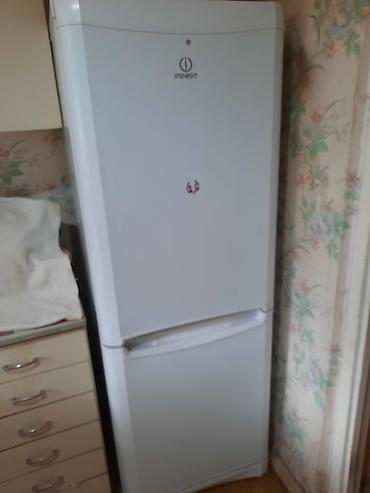 indesit: Холодильник Indesit, Б/у, Двухкамерный — 1