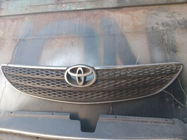 облицовка на зил: Решетка радиатора Toyota Б/у, Оригинал