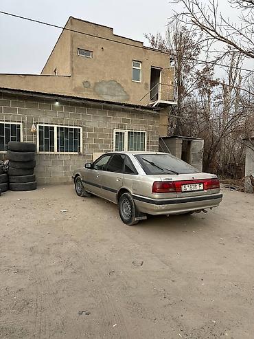 Mazda: Mazda 626: 1991 г., 2.2 л, Механика, Бензин, Седан — 2