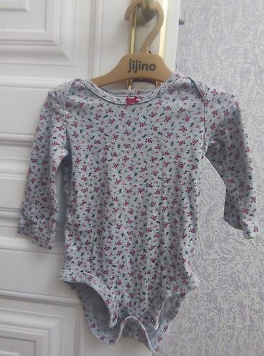 Koftalar, sviterlər: Her biri 4 azn — 27