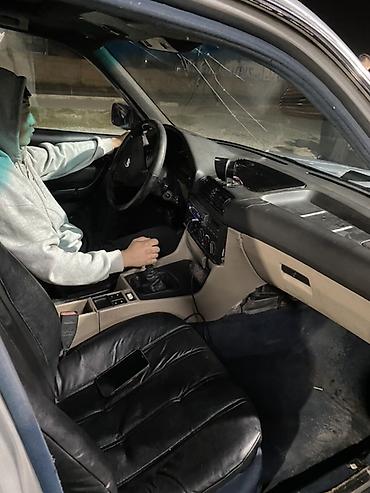 530i bmw: BMW 5 series: 1993 г., 2.5 л, Механика, Бензин, Седан — 6