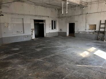 Digər kommersiya daşınmaz əmlakı: Obyekt Əhmədli qəsəbəsinin əsas yolun üzərində yerləşir. Qeyri-Yaşayış — 21