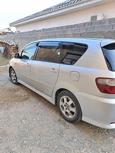 highlander 2: Toyota Ipsum: 2003 г., 2.4 л, Минивэн — 3