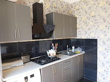 Köhnə tikili: Mənzilin təsviri Mənzil satılır Yeni günəşlidə D massivində yerləsən — 2