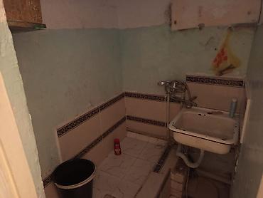 Продажа комнат: Комната/помещение под ремонт Описание Балыкчы шаарында 4 этаждан 3-х — 1