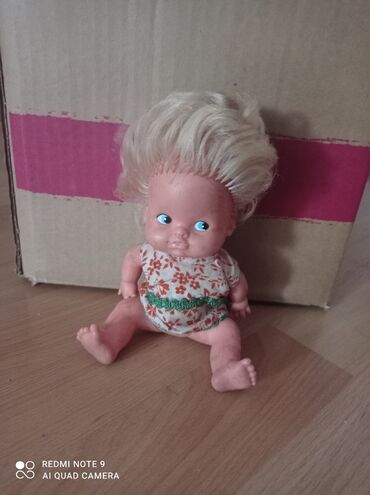 фирменная кукла: Продаю куклу про-во ГДР